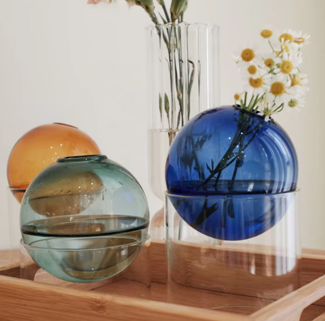 Style Mini Spheroidal Glass Vase